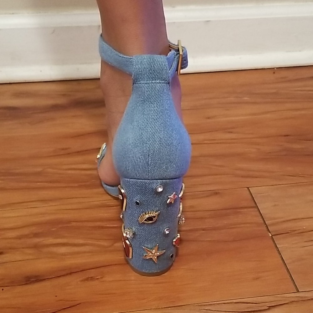 Shoes - Picture 3 of 4